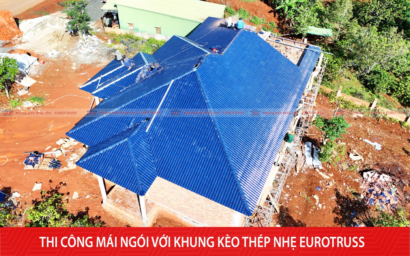 khung kèo thép nhẹ Eurotruss