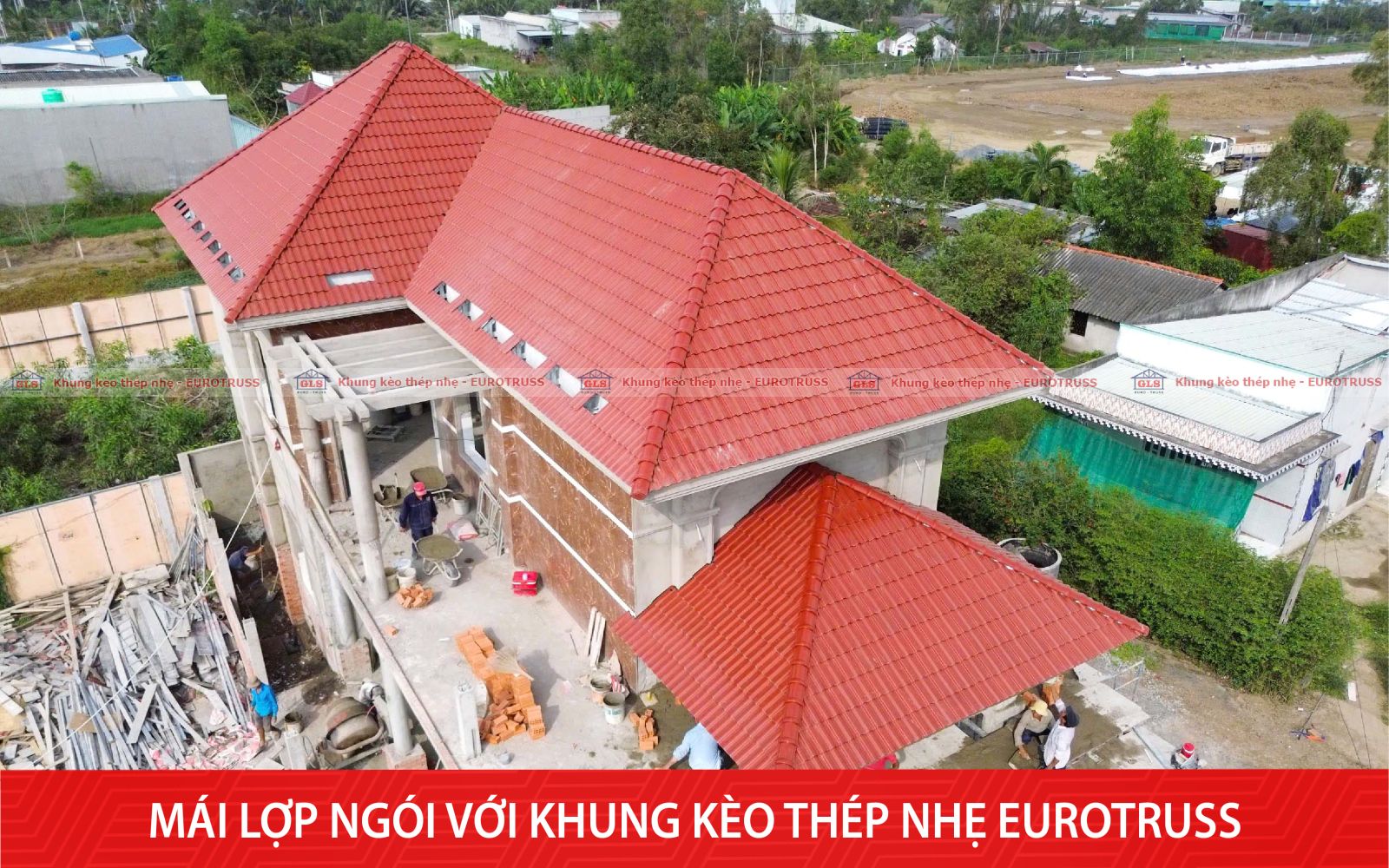 mái lợp ngói với khung kèo thép nhẹ